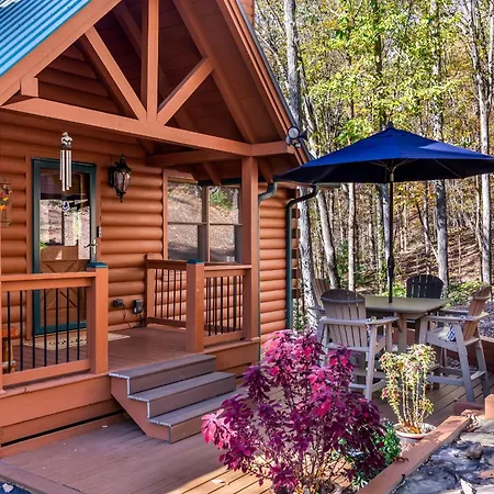 Log Cabin, Lake, Hot Tub, Near Wineries & Hiking